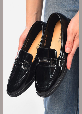 Let's Shop Туфли-лоферы женские черного цвета лоферы черный з текстиль, украина — демисезон (331288223)