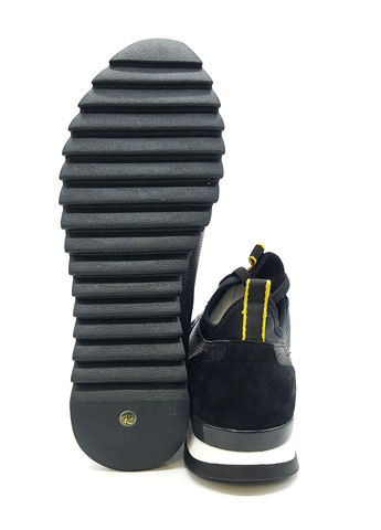 Чорні всесезонні жіночі кросівки бежеві шкіряні bv-10-1 23 см (р) Boss Victori