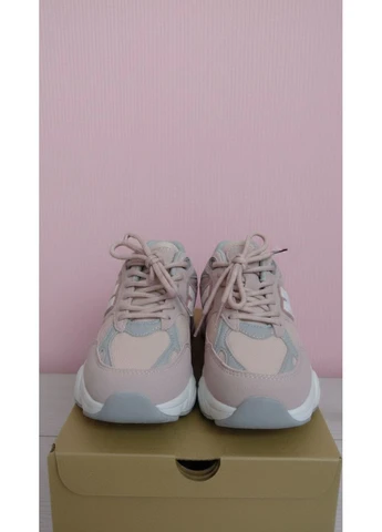 Кросівки No Brand рожеві демісезони (378022580)