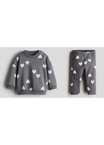 Серый зимний костюм H&M