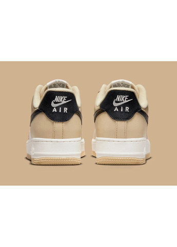 Бежеві Осінні кросівки air force 1 07 lx dv7186-700 Nike