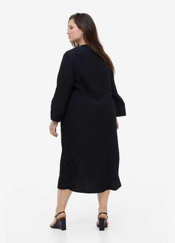 Черное повседневный платье H&M однотонное