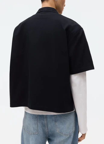 Черная рубашка с логотипом H&M
