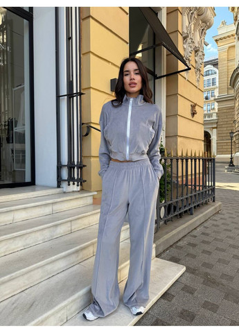 Стильний жіночий велюровий костюм Україна (358934368)