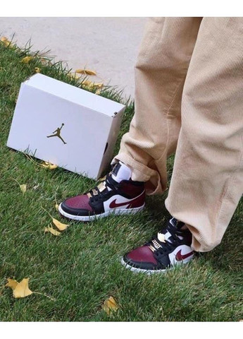 Чорні Осінні кросівки чоловічі nike air jordan 1 mid maroon black найк аір джордан No Brand