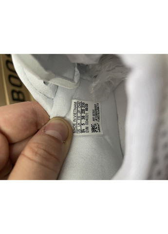 Белые демисезонные кроссовки мужские adidas ozweego adipren white адидас озвиго No Brand