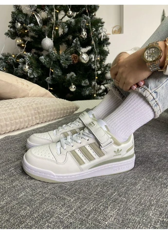 Серые демисезонные кроссовки мужские adidas forum low white green адидас форум No Brand