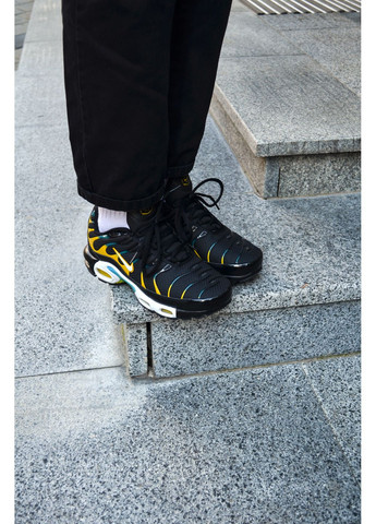 Черные демисезонные кроссовки мужские nike tn plus black yellow найк аир макс тн плюс No Brand