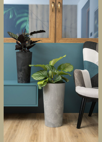 Кашпо Лилия 250 черный бетон, пластик Lamela Лілія (345726218)