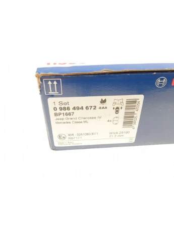 Колодки гальмівні (передні) MB M-class (W166)/GLE (W166) 11 0 986 494 672 (opt-om) Bosch (339649992)