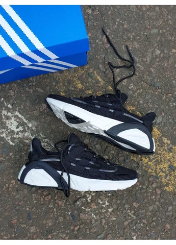 Белые летние кроссовки adidas lxcon black white адидас лексикон No Brand