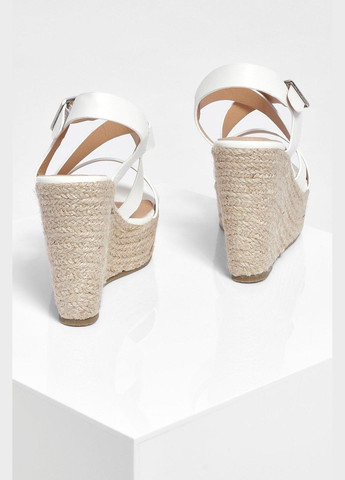 Босоніжки на платформі Boohoo (297366876)