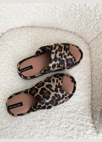Коричневые тапочки домашние женские перекрест леопардовые стильные женские домашние тапочки домашние тапочки Twins