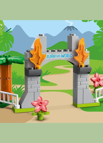 DUPLO Jurassic World Побег динозавров: тиранозавр и трицератопс 36 деталей (10939) Lego (304055289)