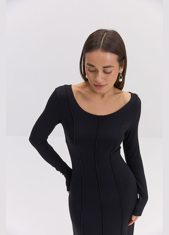 Черное длинное платье с длинными рукавами и декоративными швами черное Arjen