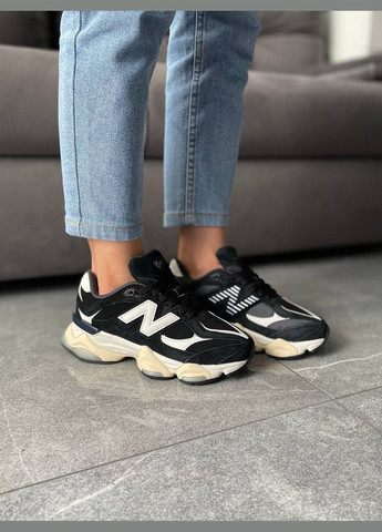 Черно-белые всесезонные кроссовки Vakko