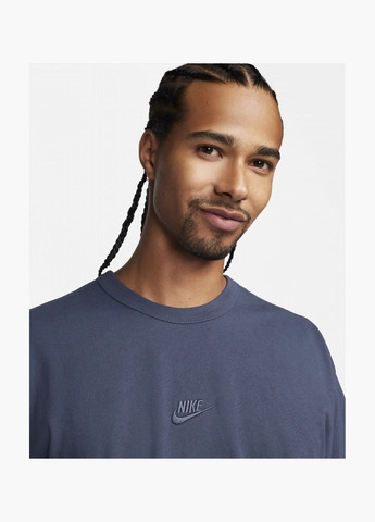 Синя футболка чоловіча sportswear premium essentials t-shirt blue do7392-437 Nike