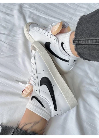 Белые летние кроссовки nike blazer 77 low 77 vintage white black найк блейзер No Brand