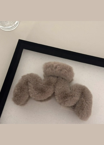 Шпилька меховый крабик China (356567680)