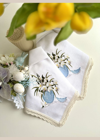 Льняная пасхальная салфетка с вышивкой TobiSobi c подснежниками TS00010 Figasse (333023796)