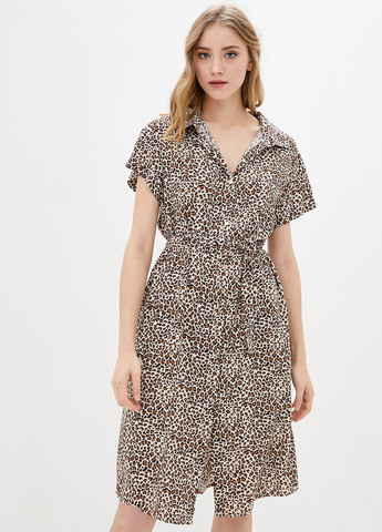Бежевое кэжуал платье-рубашка с анималистичным принтом. ORA с животным (анималистичным) принтом
