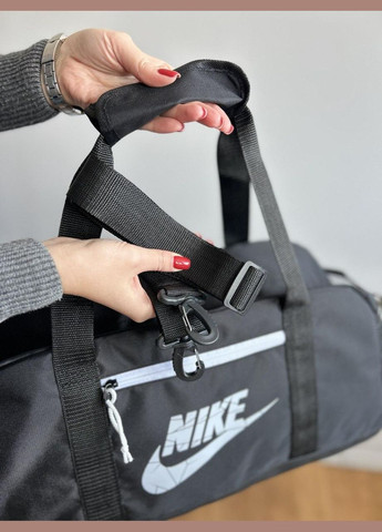 Спортивна чоловіча сумка Puma, Класична містка сумка для тренувань Пума No Brand (354721444)