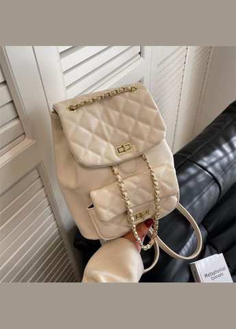 Жіночий рюкзак з ланцюжком Witel Beige Italian Bags (293476803)