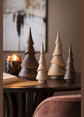 Ялинка дерев'яна настільна бежевого кольору 22 см Бельгія (35312) J-Line (302518397)