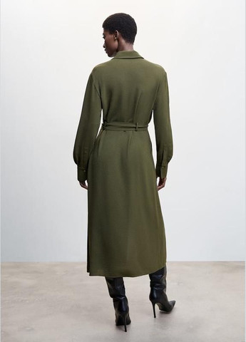 Оливкова (хакі) повсякденна сукня сорочка міді плаття на ґудзиках хакі Mango