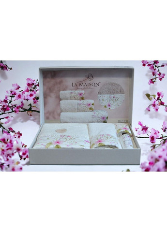 Подарунковий набір рушників з парфумами 30х50см+50х90см+70х140см La Maison комбінований