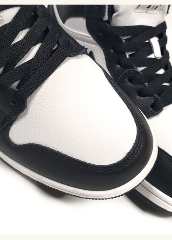 Кроссовки зимние женские и мужские Nike Air Jordan 1 winter black white fur | Найк Аир Джордан 1 высокие черно-белые с мехом No Brand чёрно-белые зима (308072624)