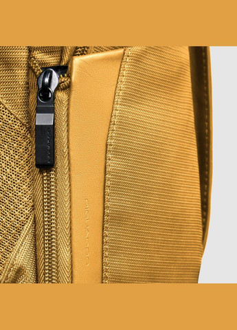 Рюкзак для ноутбука Orion (S136) Yellow CA6620S136_G Piquadro (372668528)