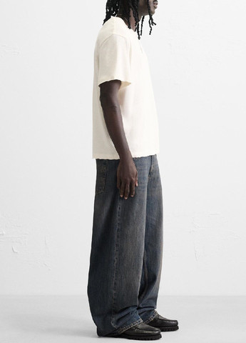 Молочна футболка Zara