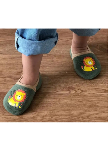 Темно-зеленые детские тапочки в садик со львенком No Brand