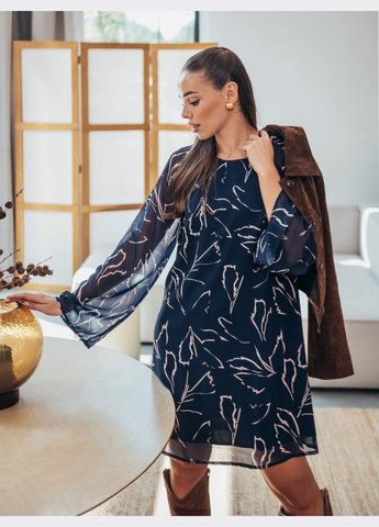 Синее кэжуал шифоновое платье с принтом листья и подкладкой синее Dressa