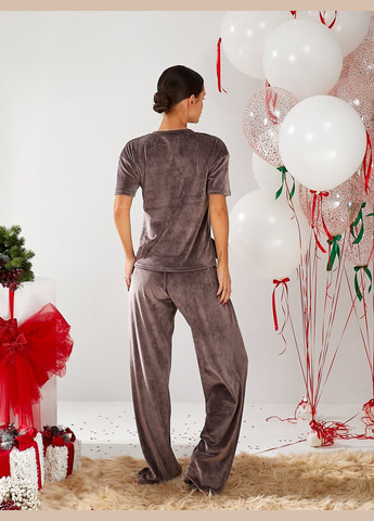 Кавова розкішна велюрова піжама кольору мокко футболка + штани No Brand