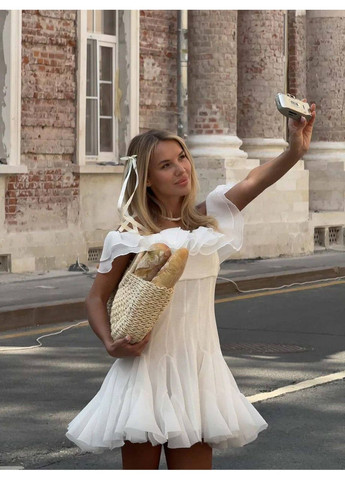 Білий вечірня, кежуал елегантна жіноча сукня міні довжини з пишною спідницею, з відкритими плечима, з відкритою спиною Україна однотонна