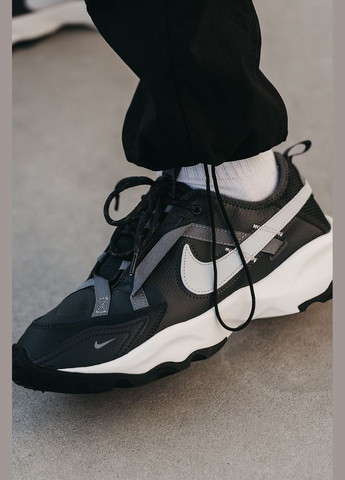 Черные всесезонные кроссовки мужские nike tc 7900 black white | найк тс 7900 черные белые No Brand