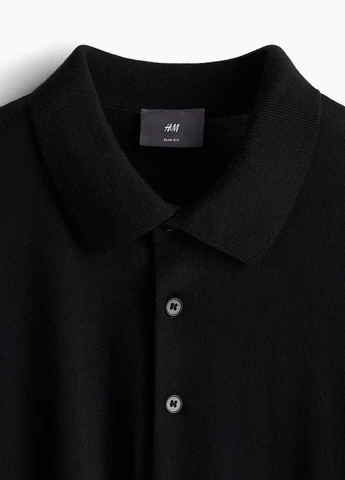 Черный зимний свитер H&M