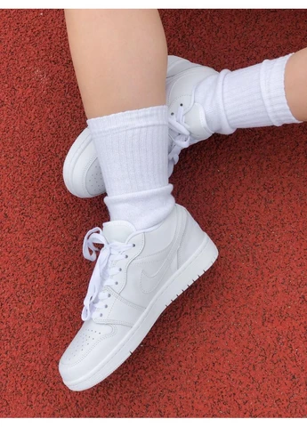 Білі кросівки чоловічі nike air jordan retro 1 low full white найк аір джордан білі демісезон No Brand