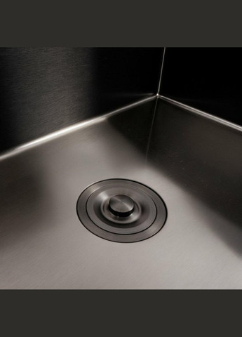 Кухонная мойка Handmade PVD 70*50 черная (сифон круглый, 3,0/0,8) Valeso (342071155)