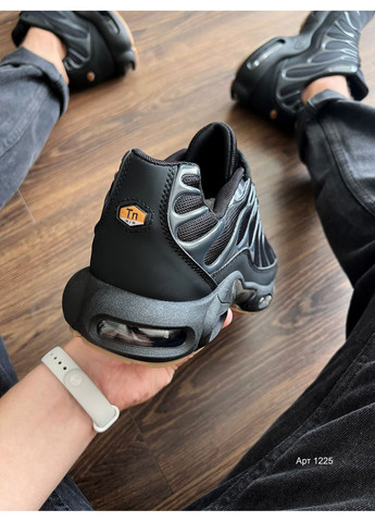 Черные кроссовки tn black No Brand