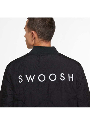 Черная демисезонная куртка мужская Nike