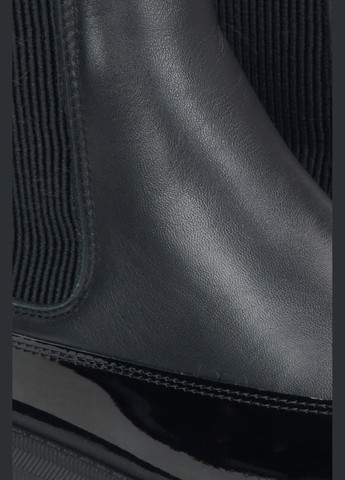 Осенние челси, цвет черный Estro