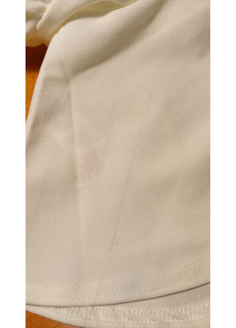 Белая демисезонная блуза с микро-дефектом Boohoo