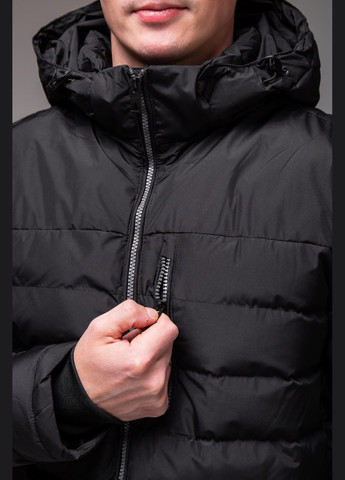 Чорна теплі коротка куртка на зиму Vakko