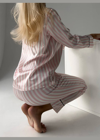 Светло-розовая всесезон пижама женская рубашка + брюки No Brand