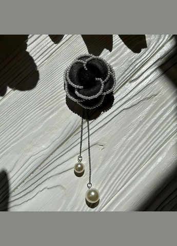 Брошь женская в виде цветка материал твид с подвесками и жемчугом. Xuping Jewelry (330618942)