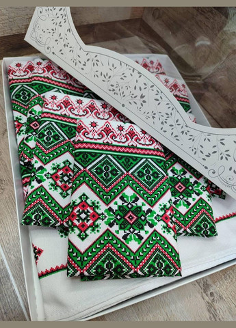 Набор в подарочной коробке лен скатерть (150x220)+полотенца 6 штук (35x70) (П4К-Al-nabir-lyon-0014-02) No Brand (308754839)