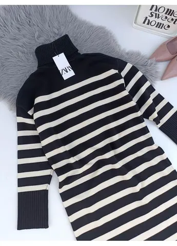 Черное полосатое трикотажное платье Zara